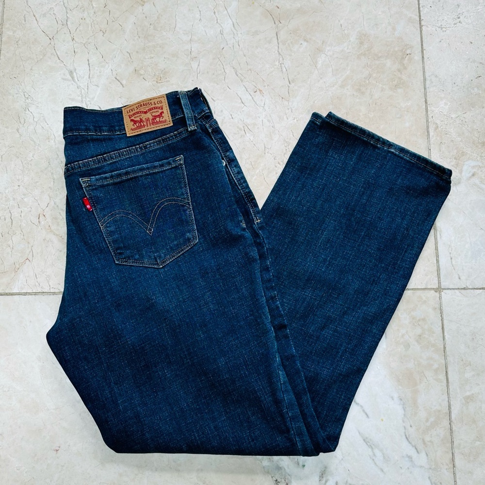 LEVI’S Women’s 505 Straight Leg Size 29